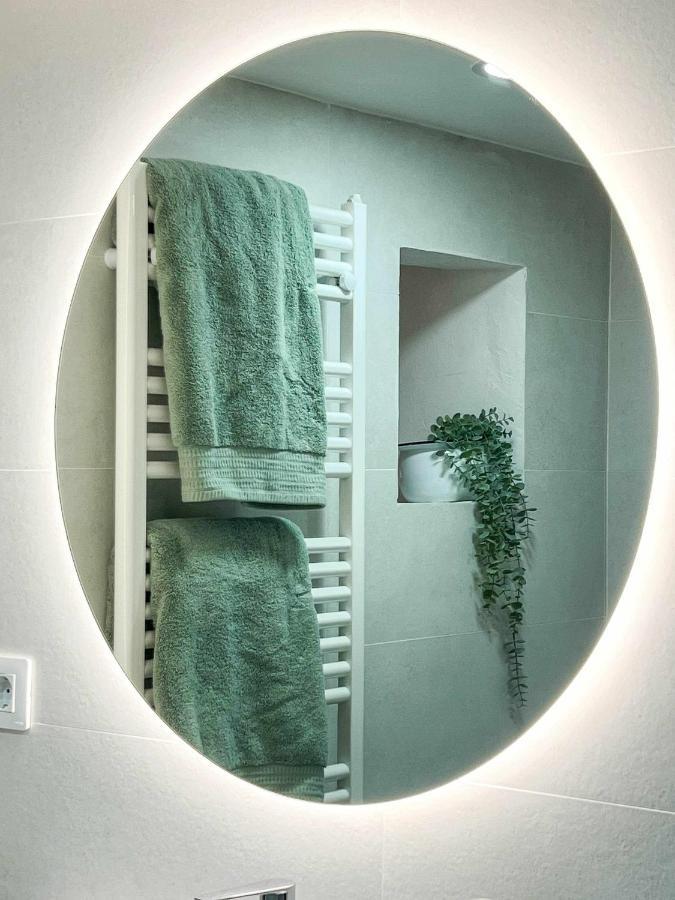 Casa Besalu Estudio En El Centro Del Pueblo Eksteriør billede