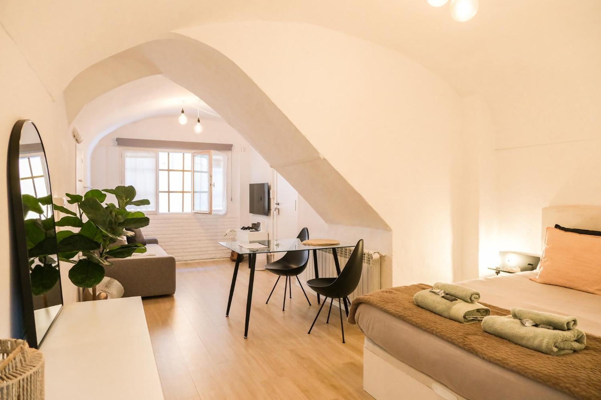 Casa Besalu Estudio En El Centro Del Pueblo Eksteriør billede